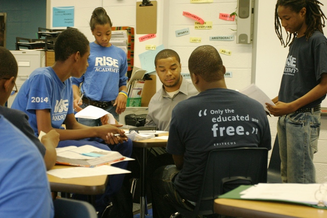 Class at RISE Academy (PHOTO:SHARON McCLOSKEY/NEWS21)